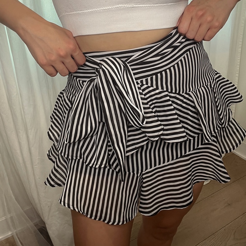 Stripped Ruffle Skirt